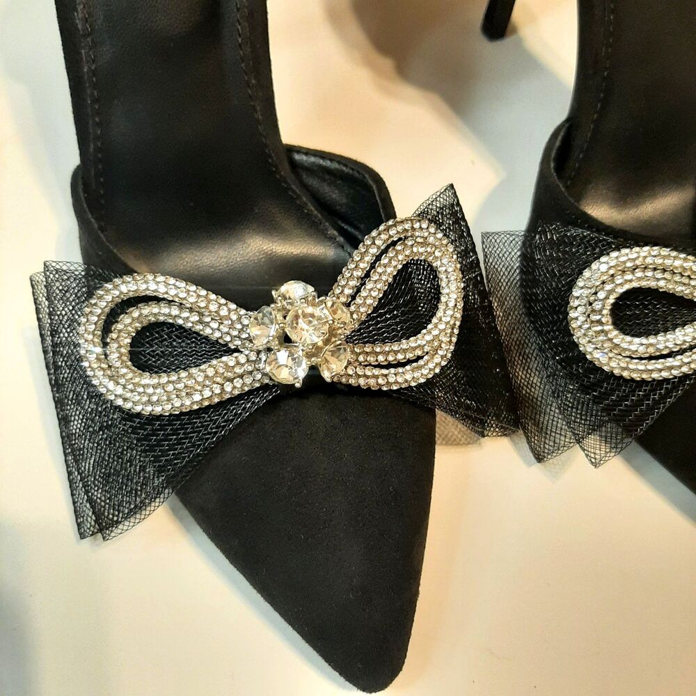 Chic Black Heels with Bow Detail - Picture 4 of 7